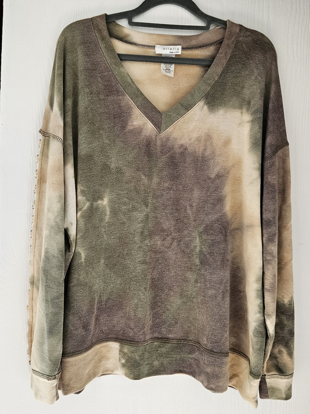Atelier Tie-Dye V-Neck Pullover Sweatshirt - Olive Brown Cream